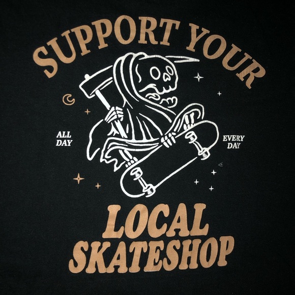 MEDIUM “SUPPORT YOUR LOCAL SKATESHOP” shirt - Picture 5 of 5
